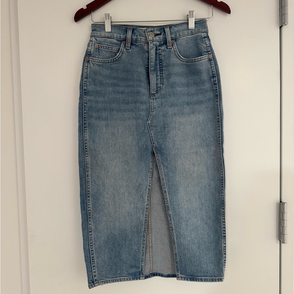 Aritzia Denim Forum Blue Denim Midi Skirt (Size 25)